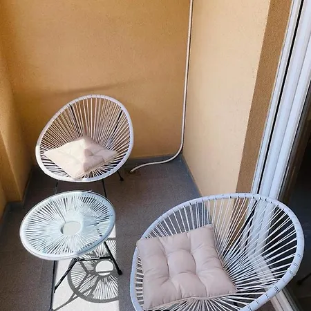 Rb De Lux Apartamento